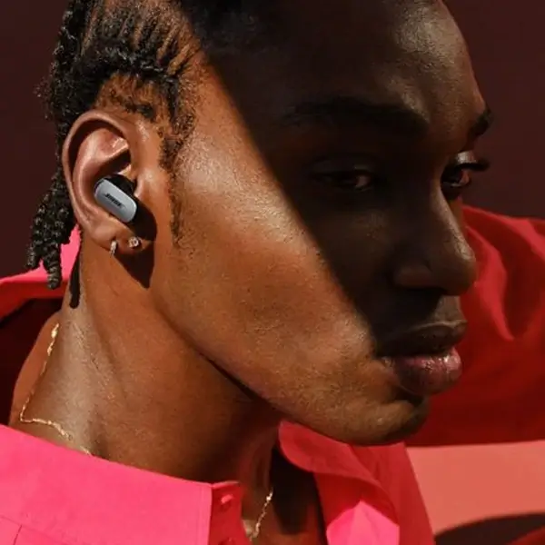 Bose_Quietcomfort_ultra_earbuds_Noir-4