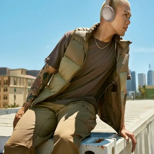 Bose_quietcomfort_headphones_gres-3